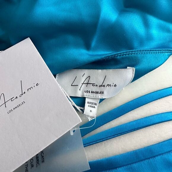 L'Academie || NWTs SET = 2 PIECES Ottilie Top and Prisca Skirt in Aqua Blue - Picture 15 of 17